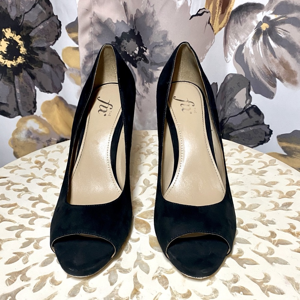 Black suede peep toe pumps